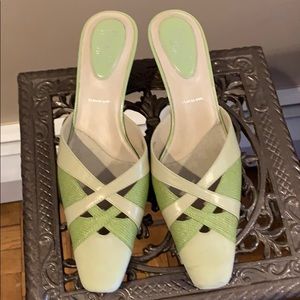 NWOT Nickels Soft 9M Square Toe Sandal